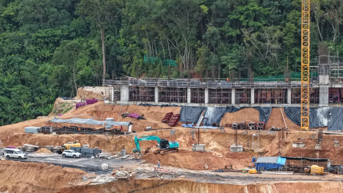 Photo: 2. Formwork and reinforcement installation for the second floor in Zone 1 of Building A5 is ongoing 507fb71953. Landscape image 8192x